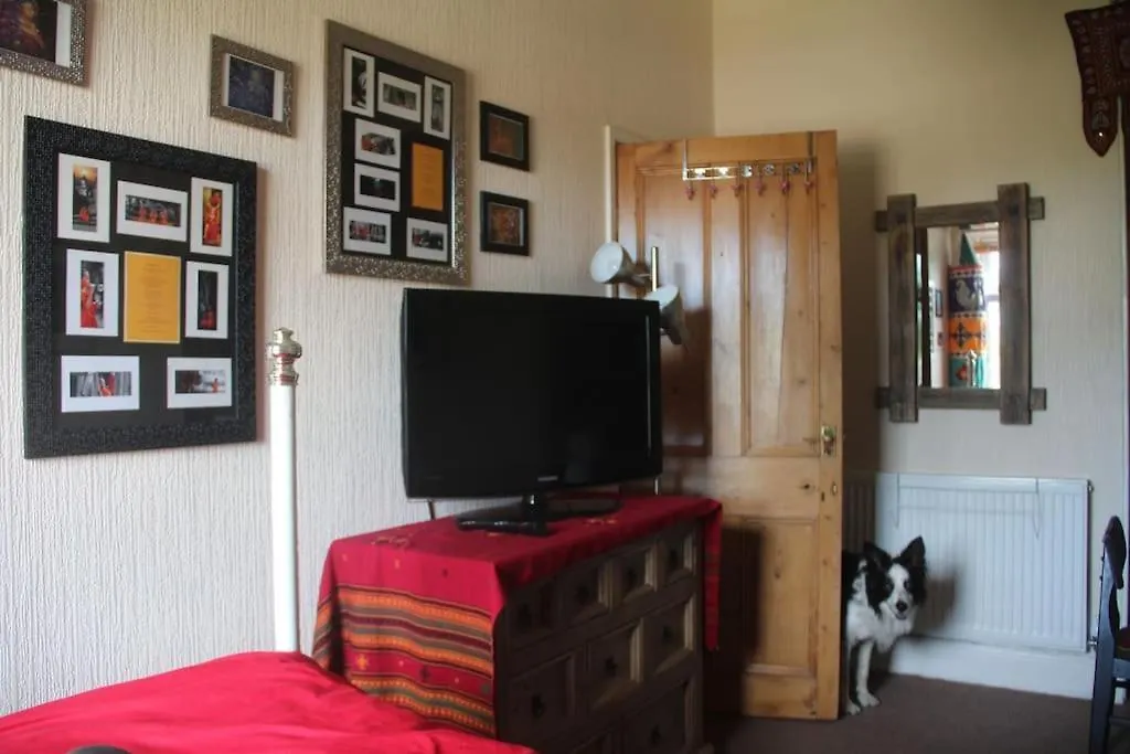 Bradford Digs Self Contained House Apartment
