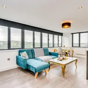 Enterprise Aparts Apartment